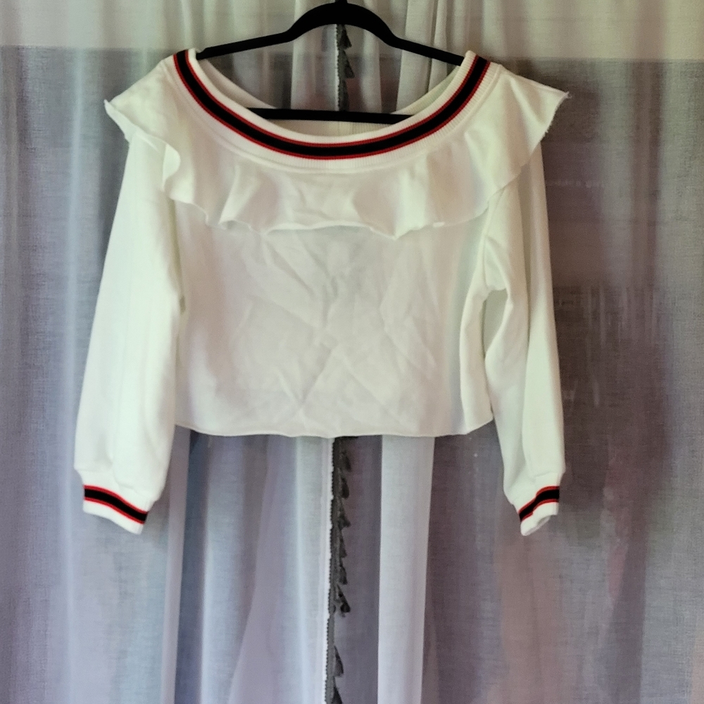 Cropped top